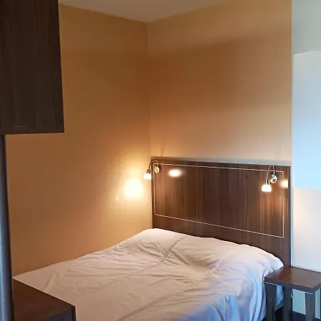 Studio A Avec Terrasse, Piscine Chauffee Et Parking, Proche Du Mercantour - Fr-1-165b-43 * Jausiers